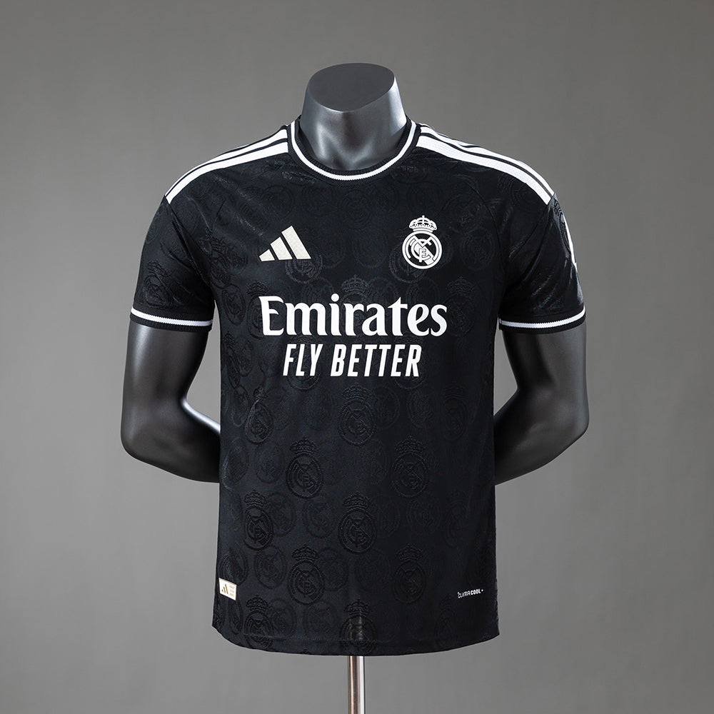 Camiseta negra edición especial del Real Madrid 26/27, versión jugador