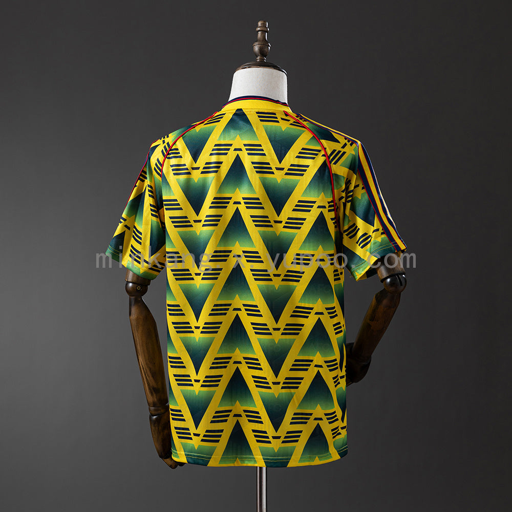 Camiseta retro del Arsenal de visitante de la temporada 91/93