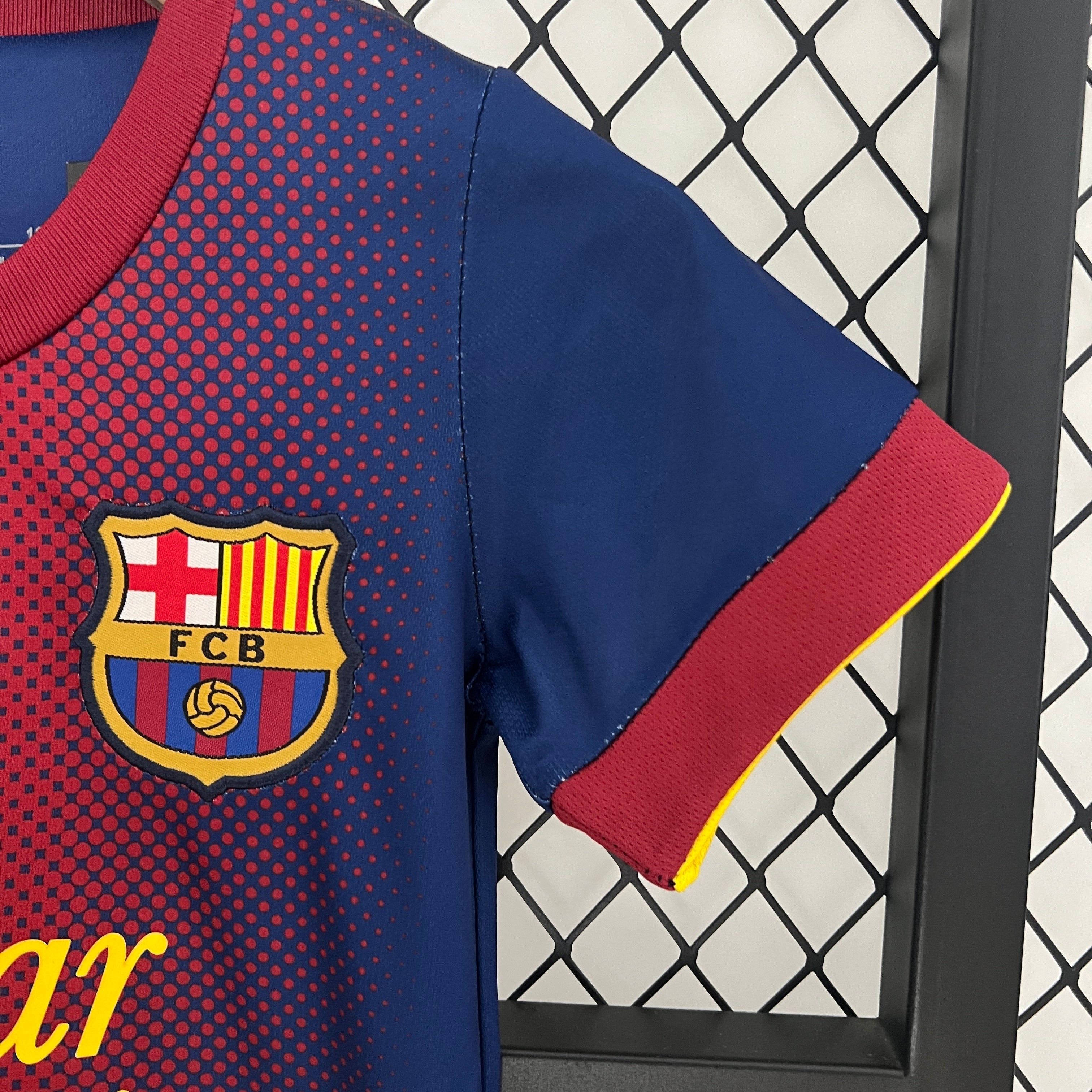 Conjunto local para niños del Barcelona 12/13
