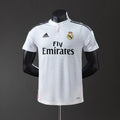 Camiseta retro del Real Madrid 14/15, versión jugado