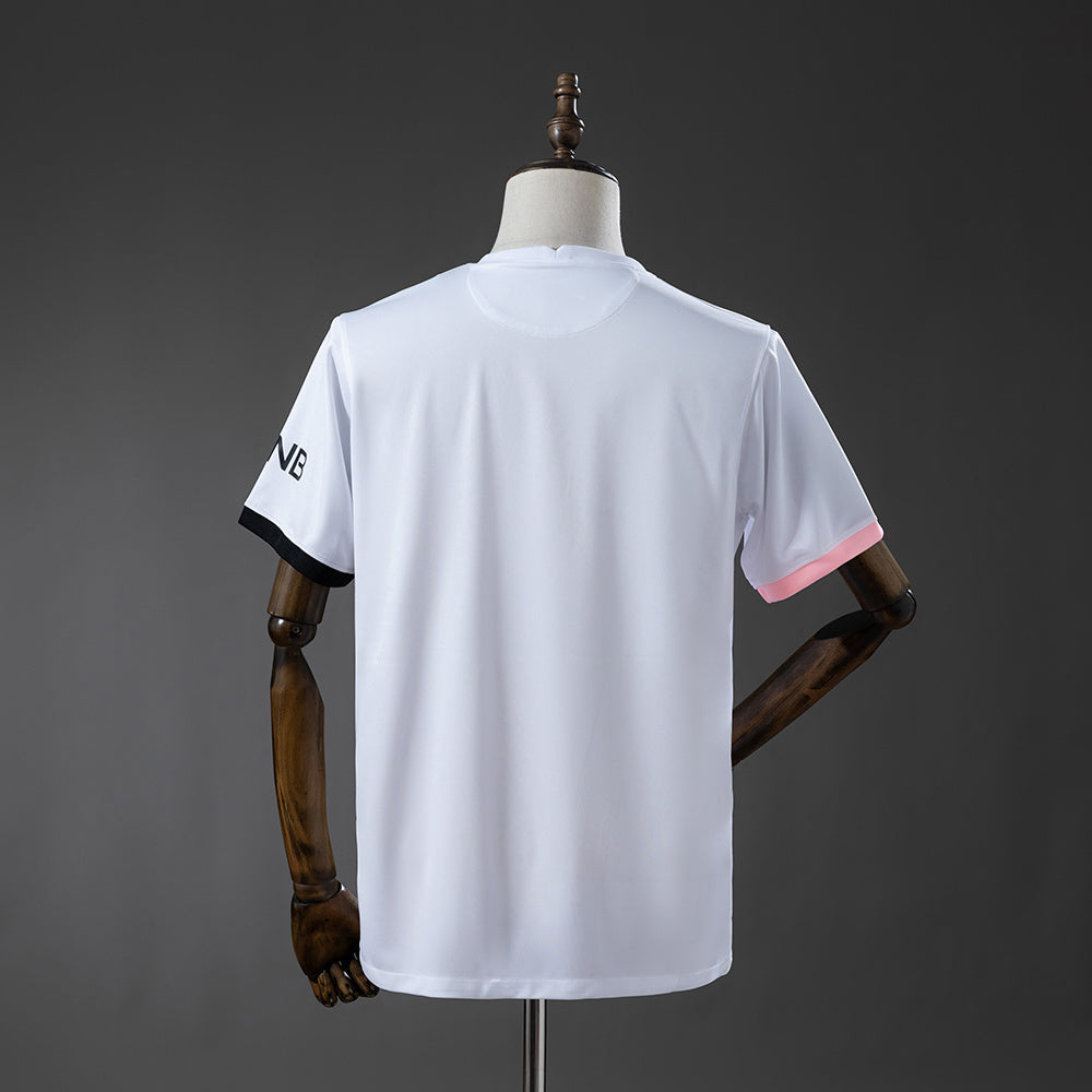Camiseta retro de visitante del PSG 21/22