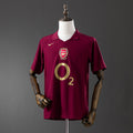 Camiseta retro del Arsenal de la temporada 2005/06