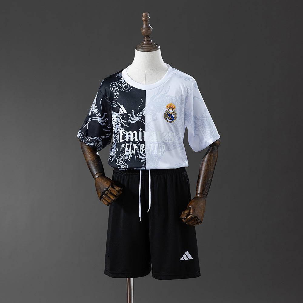 Real Madrid 25/26 Edición Especial Dragón - Conjunto infantil