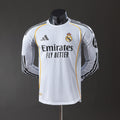Camiseta de manga larga del Real Madrid 25/26, versión jugador