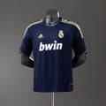 Camiseta retro de visitante del Real Madrid 12/13
