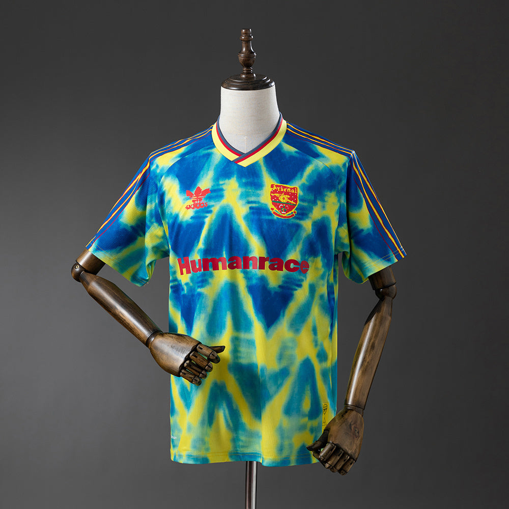 Camiseta retro Arsenal x Human Race
