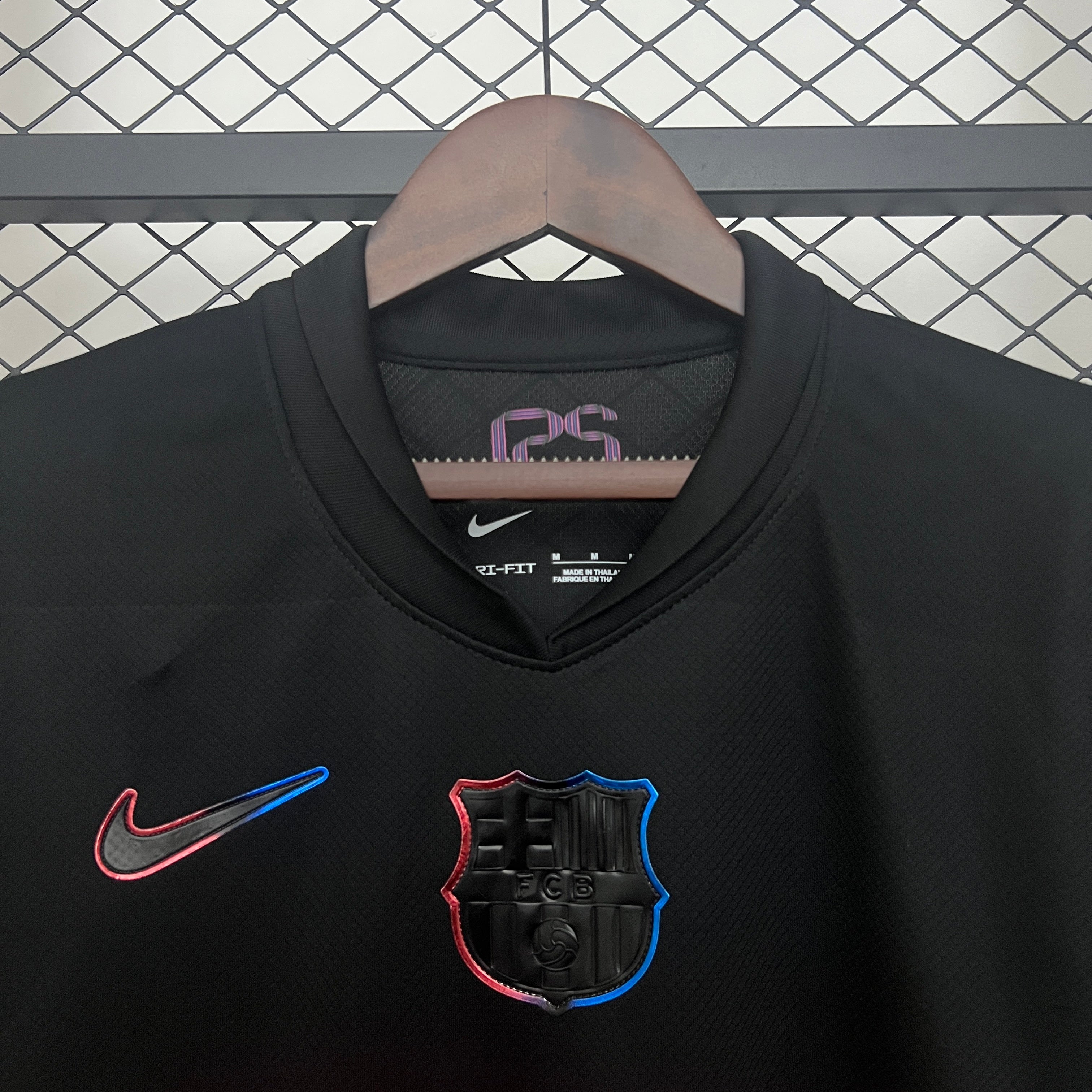 24/25 Barcelona visitante