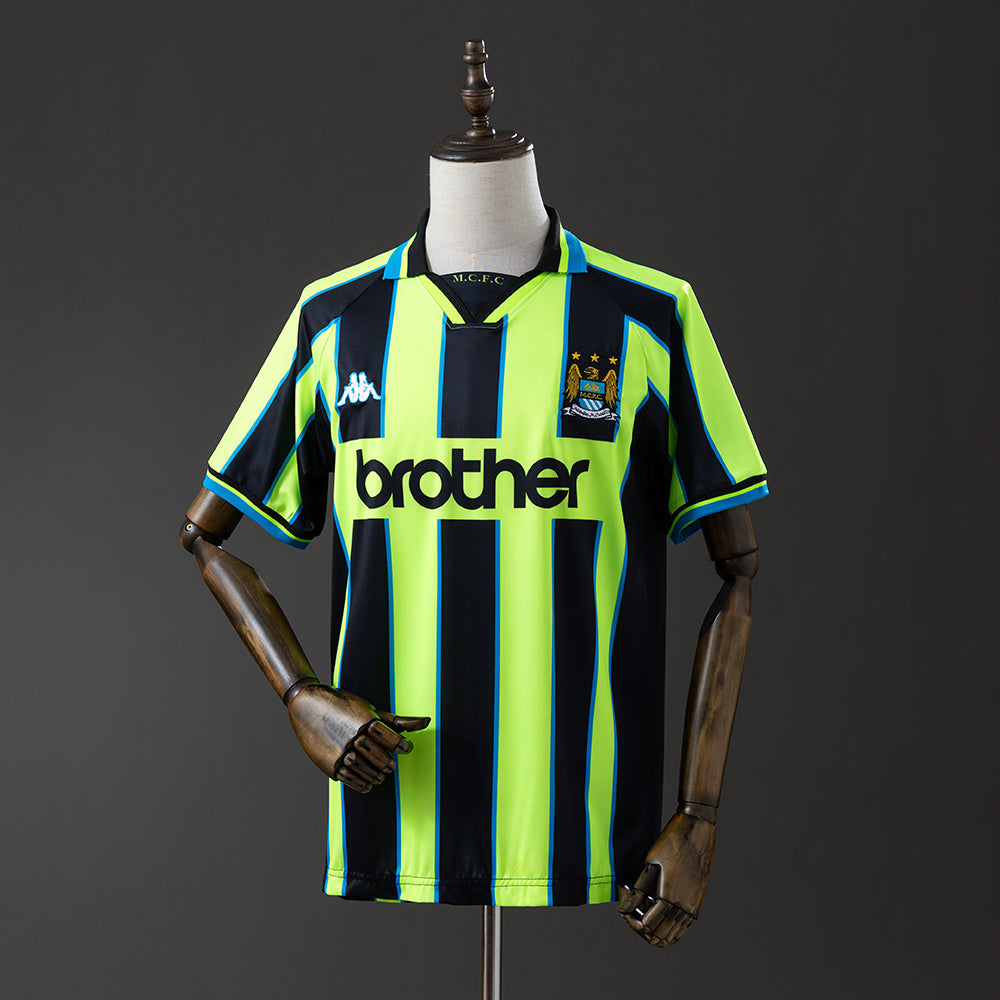 Camiseta retro del Manchester City 98/99 de visitante