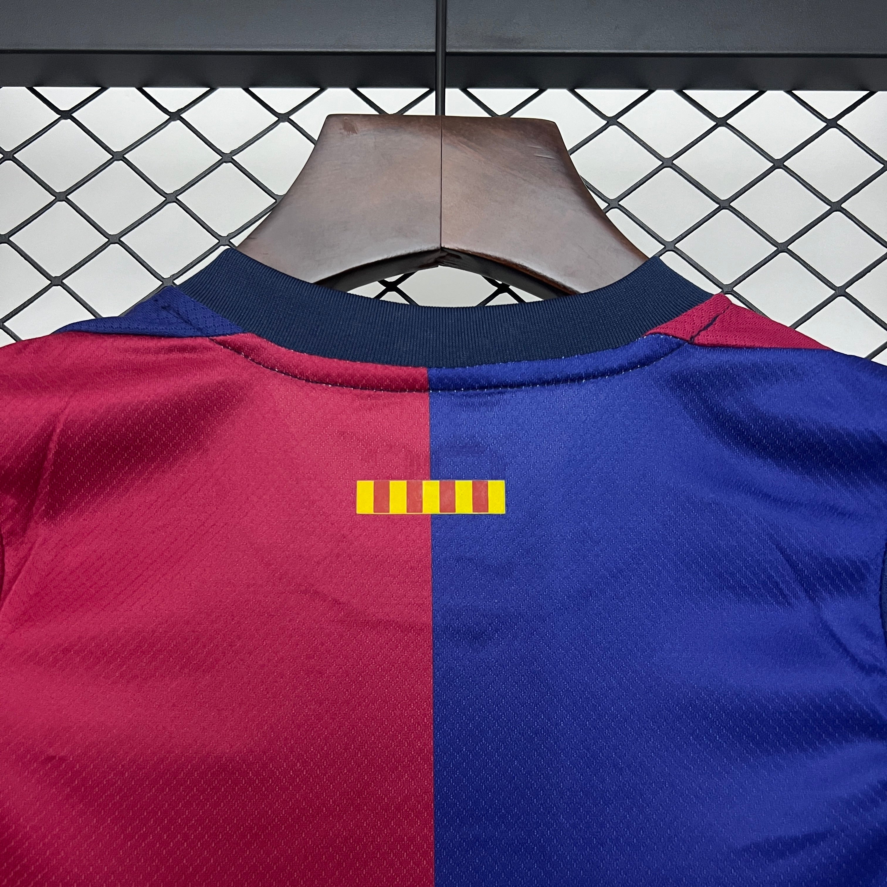 Camiseta infantil Barcelona de la temporada 25/26