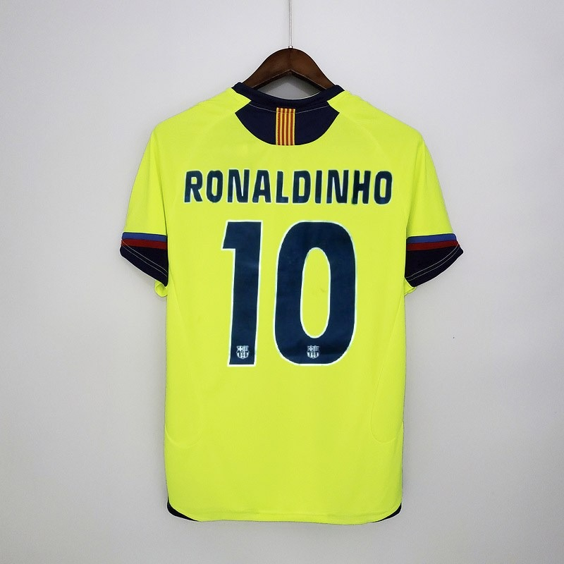 Camiseta retro del Barcelona 05/06 (visitante)