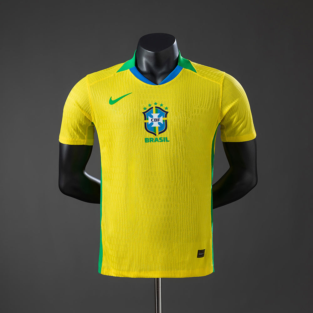Camiseta de local de Brasil 25/26, versión jugador