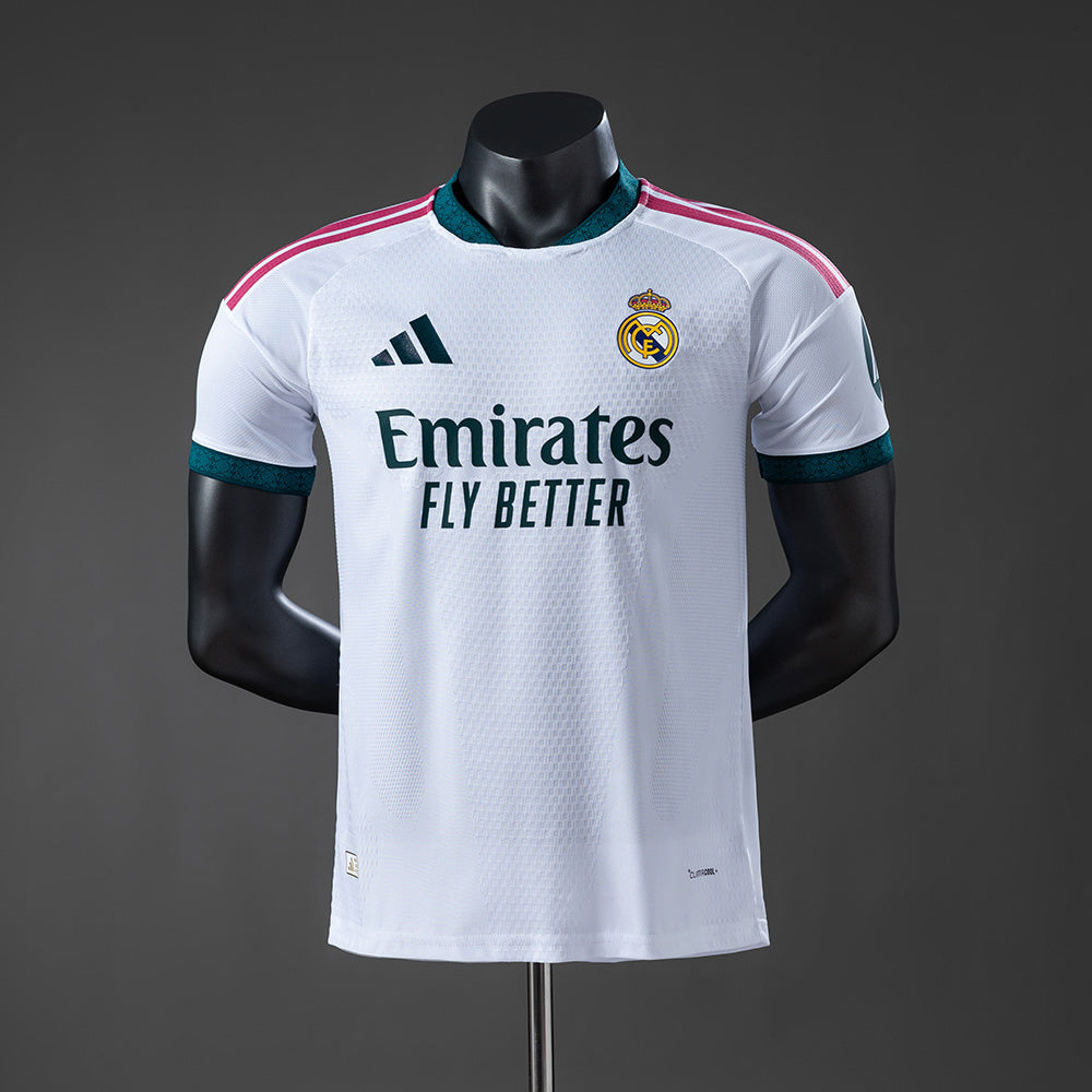 Camiseta de local del Real Madrid 26/27, versión jugador