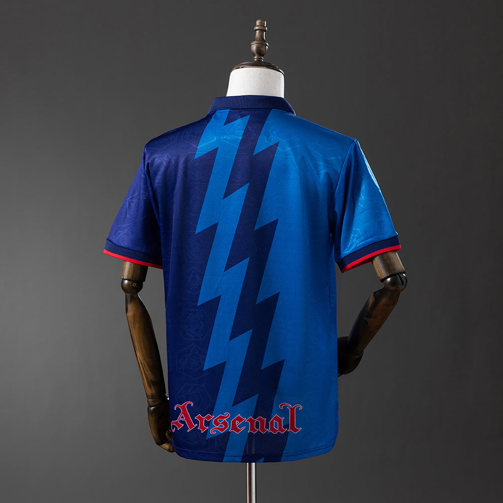 Camiseta retro del Arsenal de visitante de la temporada 95/96