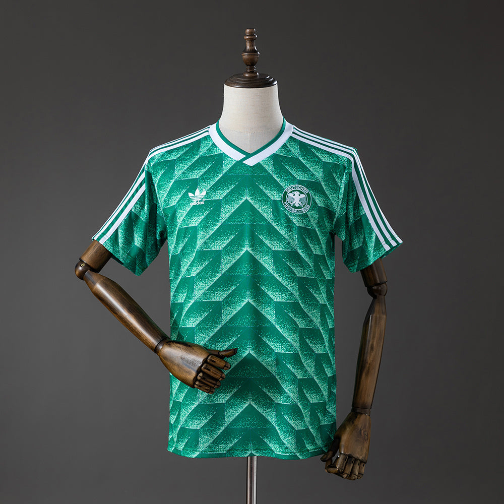 Camiseta retro de visitante de Alemania 90/91