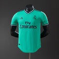 Camiseta retro de visitante del Real Madrid 19/20, versión jugador