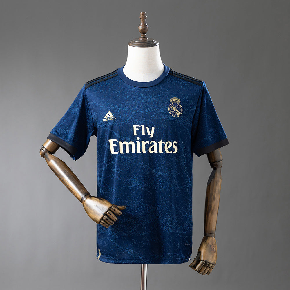 Camiseta retro visitante del Real Madrid 19/20