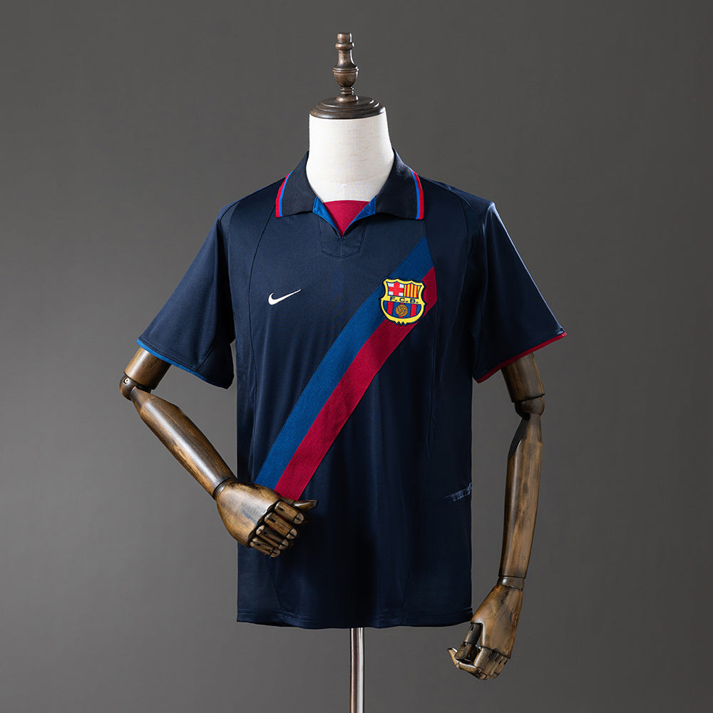 Camiseta retro de visitante del Barcelona 02/03
