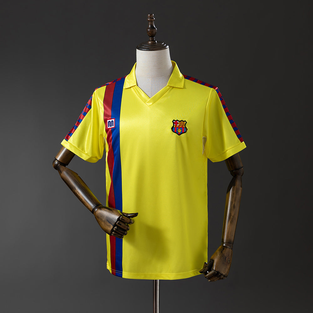 Camiseta retro del Barcelona 82/84 de visitante