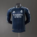 Camiseta de manga larga del Real Madrid 25/26, versión jugador