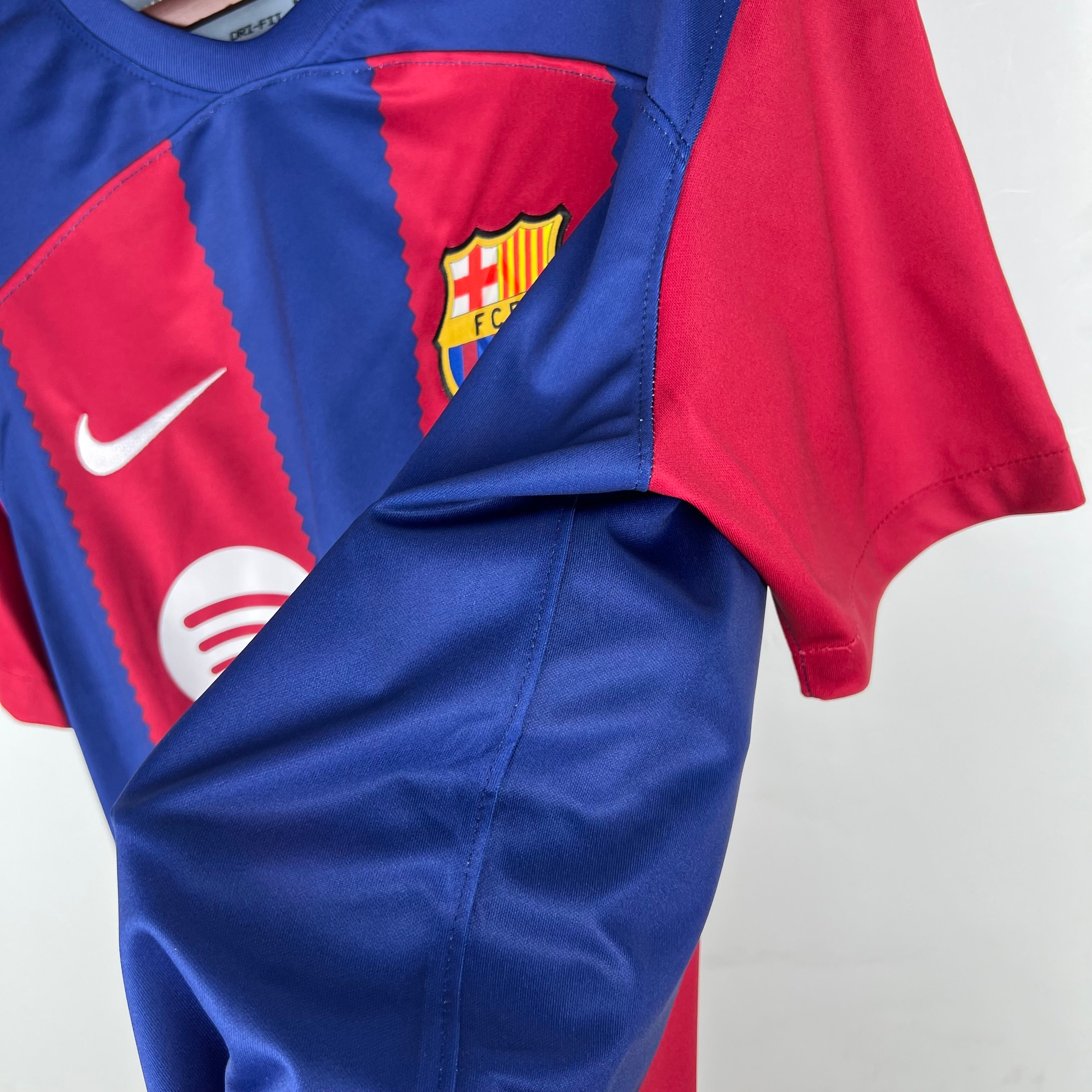 Camiseta de local del Barcelona 23/24