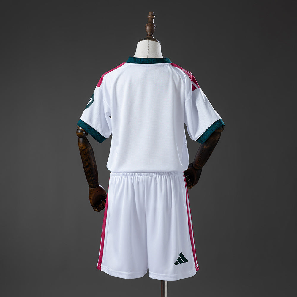 Equipación infantil del Real Madrid 26/27