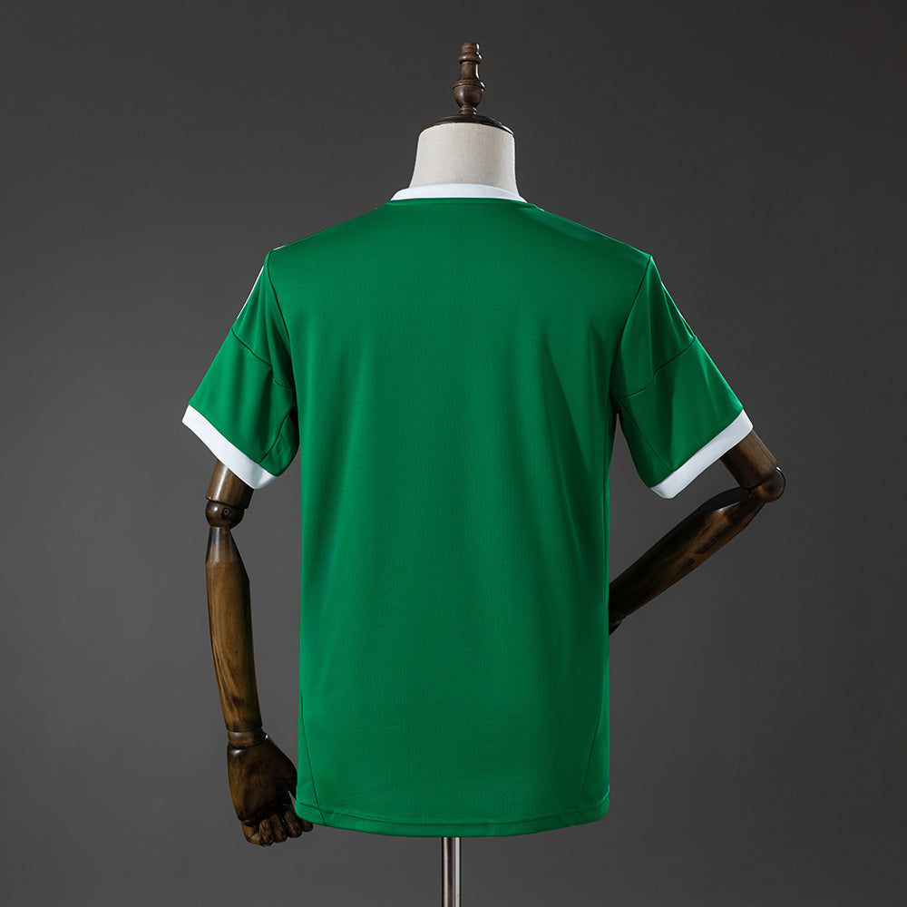 Camiseta retro de visitante de Alemania 12/13