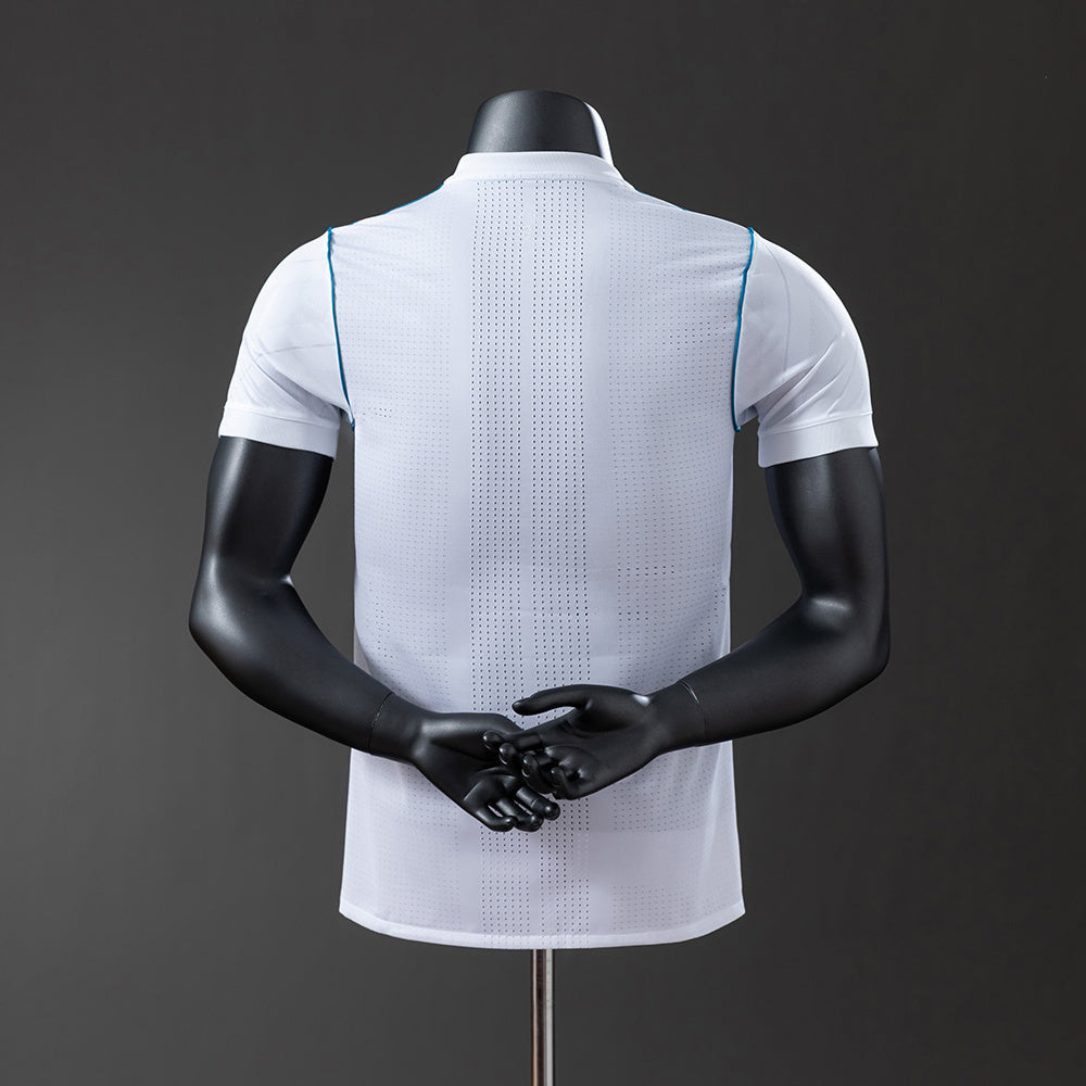 Camiseta retro del Real Madrid 17/18, versión jugador