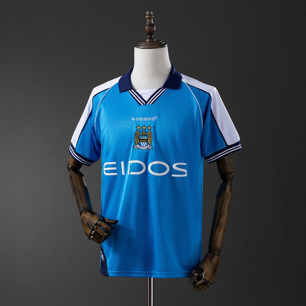 Camiseta retro del Manchester City 99/01