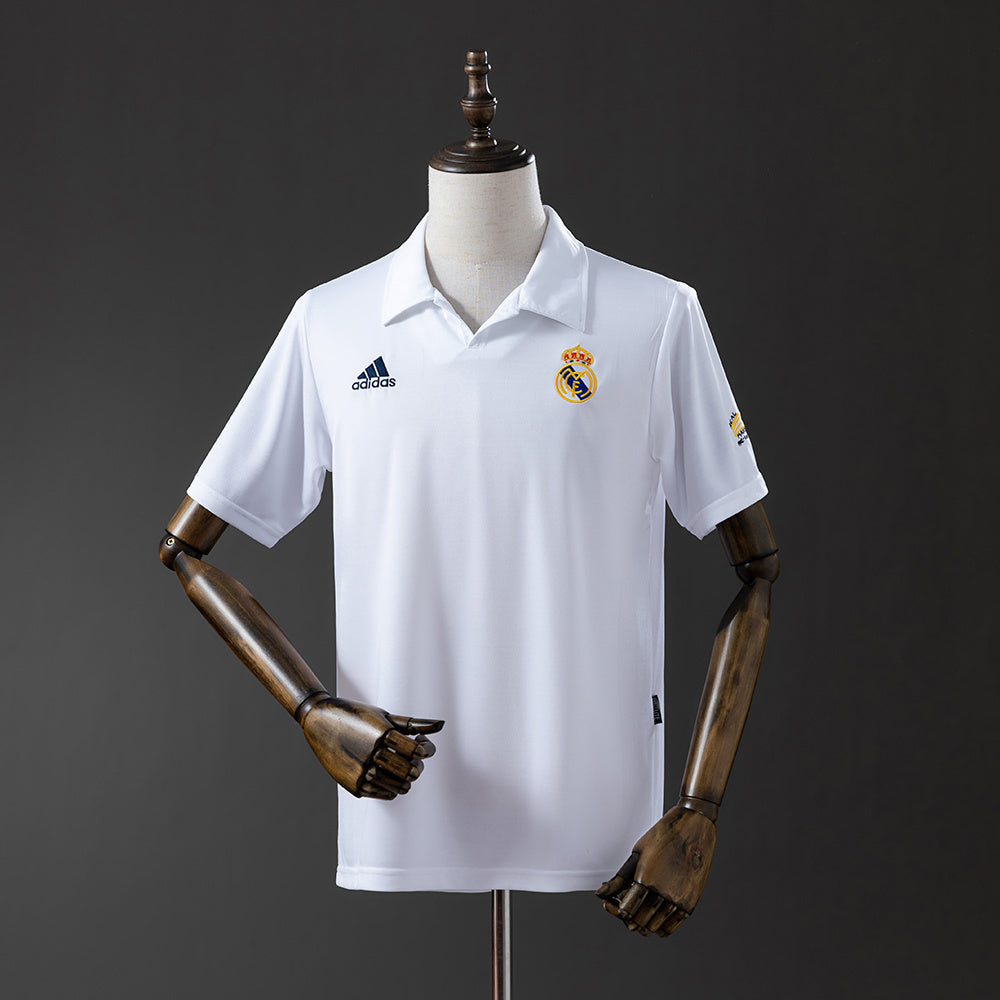Camiseta retro del Real Madrid 02/03