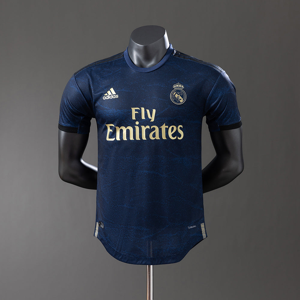 Camiseta retro de visitante del Real Madrid 19/20, versión jugador