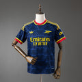 Camiseta de visitante del Arsenal 26/27