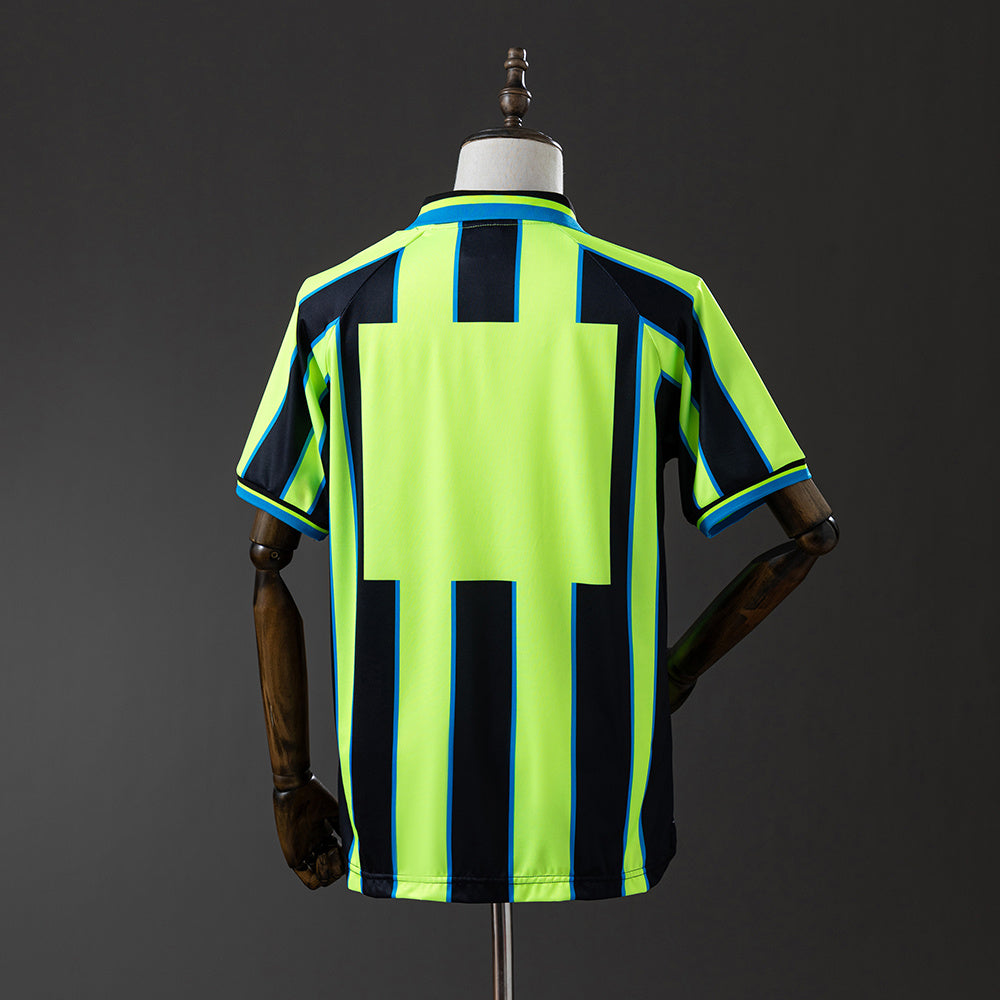Camiseta retro del Manchester City 98/99 de visitante