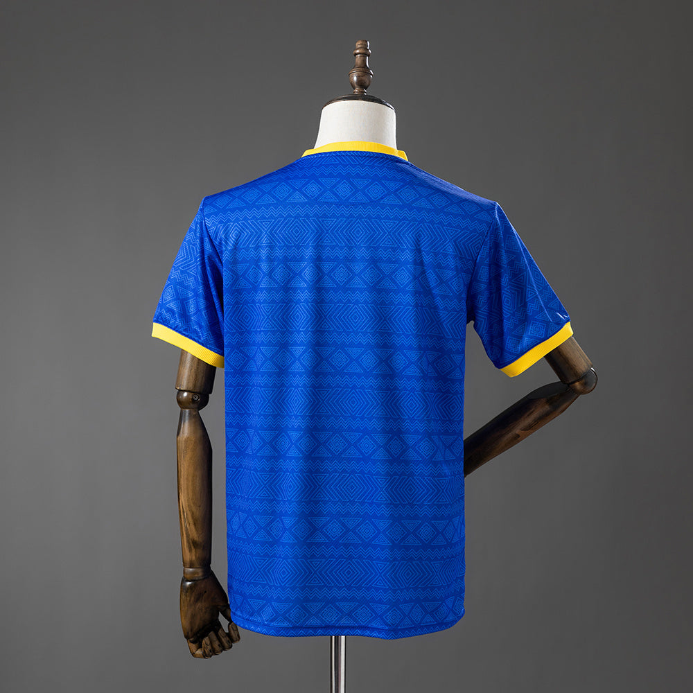 Camiseta azul edición especial Brasil 26/27