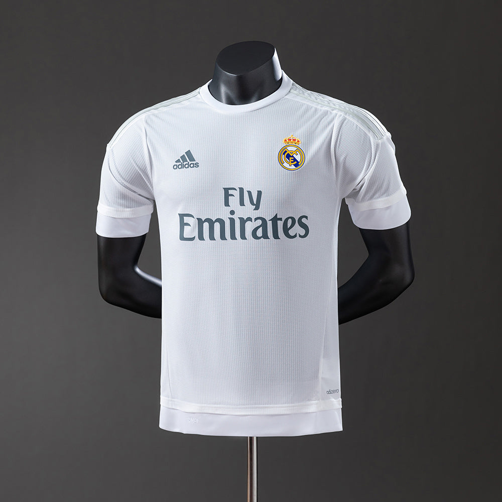 Camiseta retro del Real Madrid 15/16, versión jugador