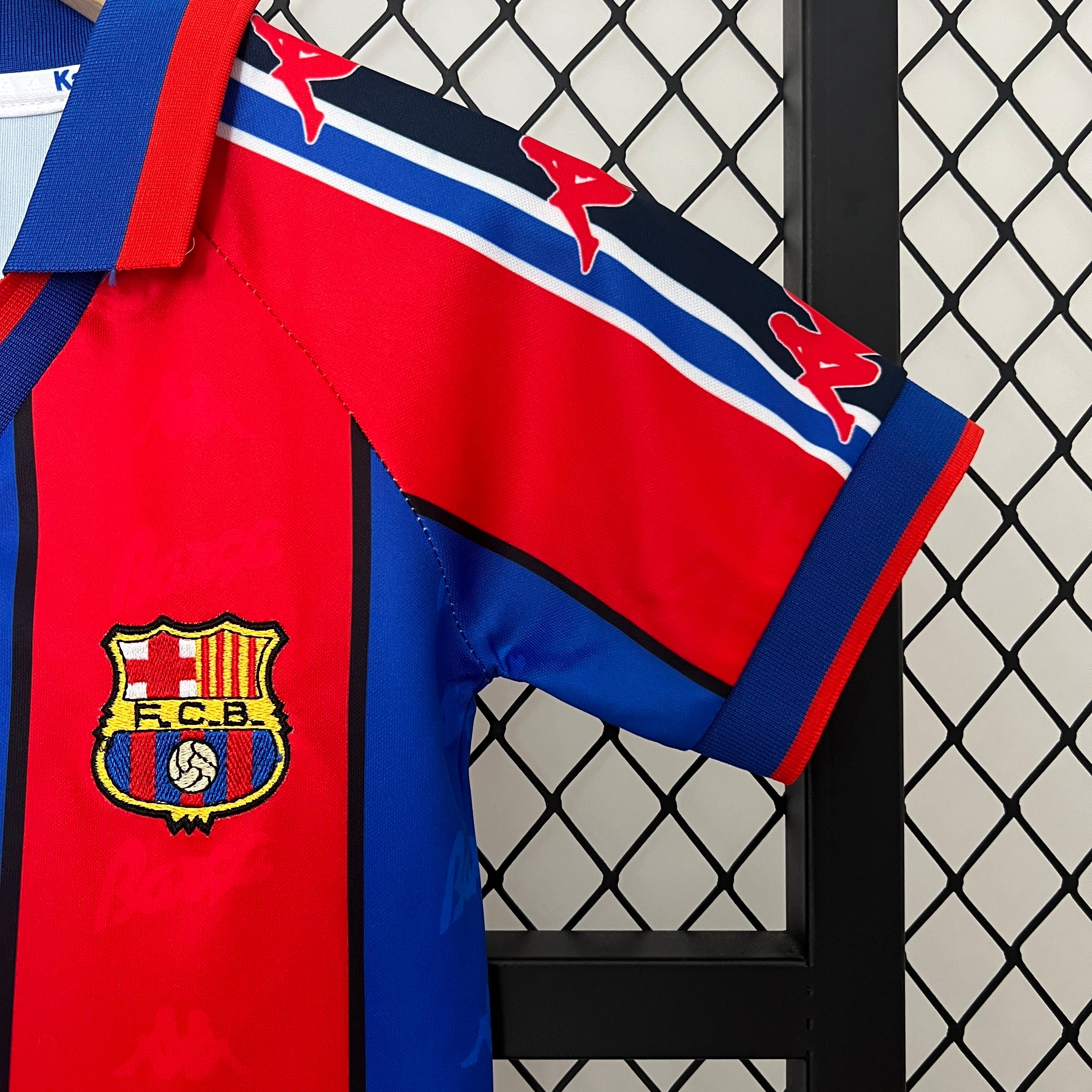 Camiseta infantil del Barcelona 95/97