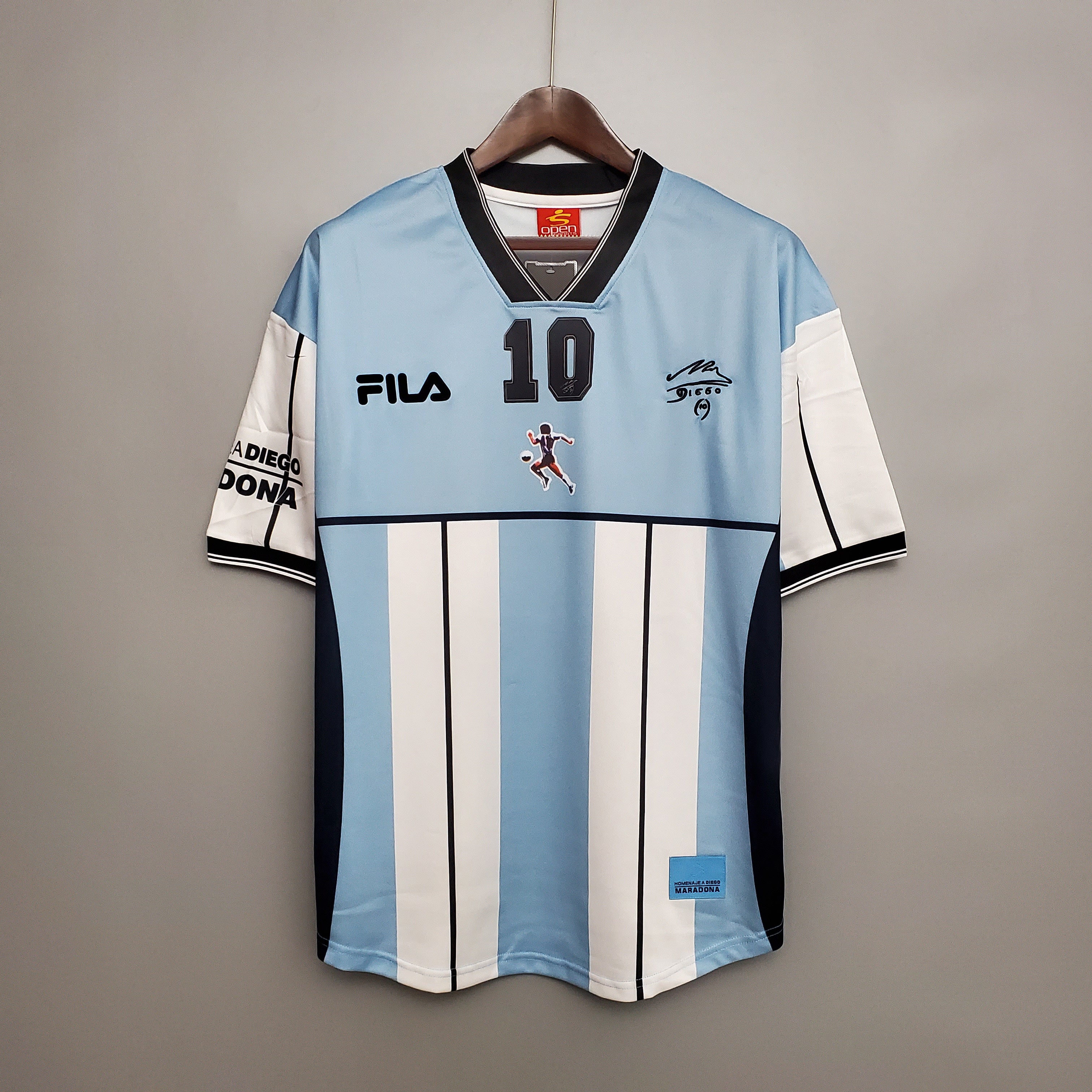Edición conmemorativa Retro 2001