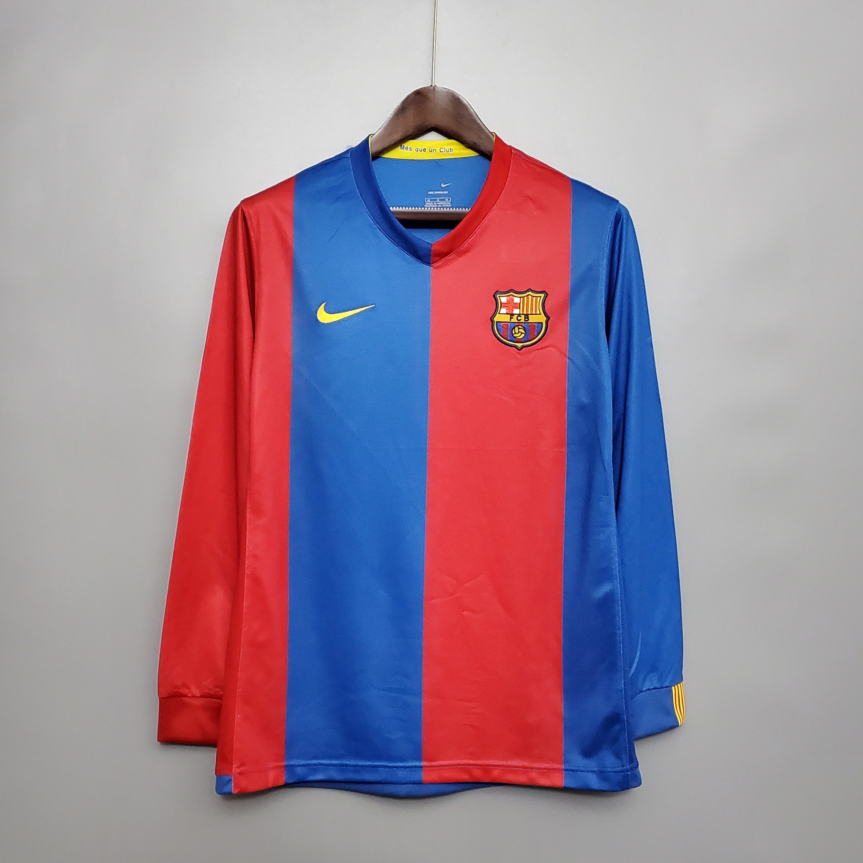 Camiseta retro del Barcelona 06/07 de manga larga