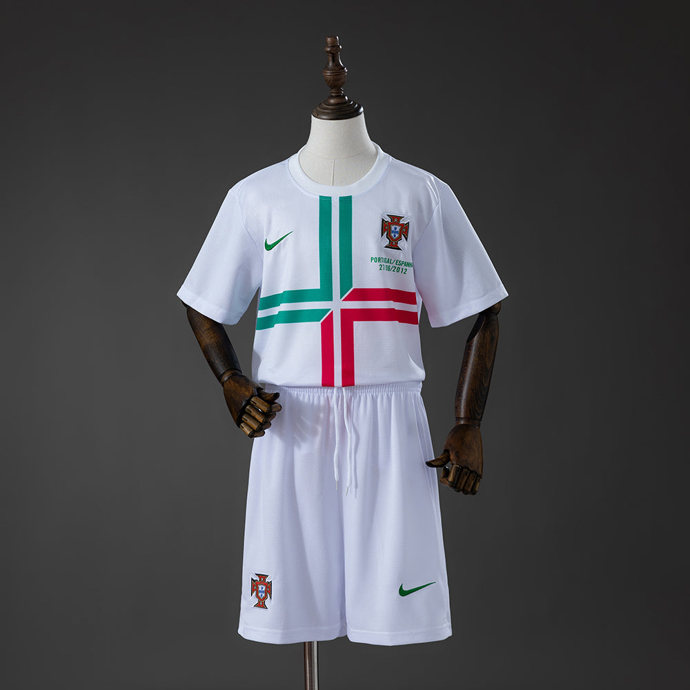Camiseta retro de visitante de Portugal 2012 para niños
